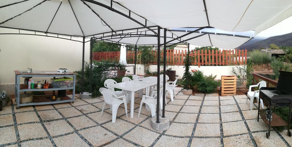 Aquilone Apartman Castelluzzo Kültér fotó